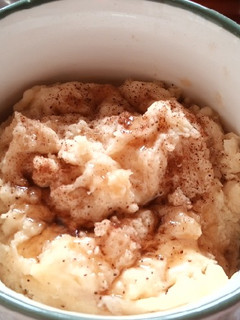 A picture of Eggless Cinnamon mug cake.