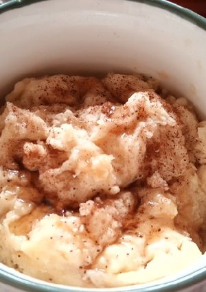 A picture of Eggless Cinnamon mug cake.