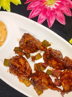 চিলি চিকেন মোমো(chili chicken momo recipe in Bengali) রেসিপির প্রধান ছবি