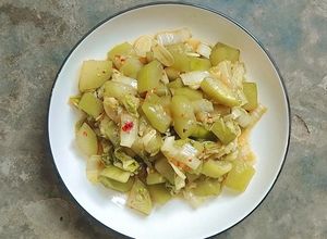 Foto resep Tumis Labu Putih dan Sawi Putih