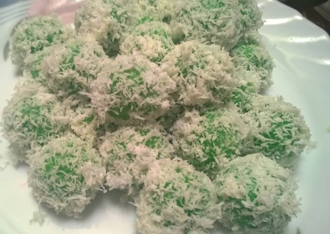 Klepon jajanan pasar favorit segala masa