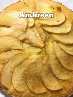 A picture of Apple Cake 😋.