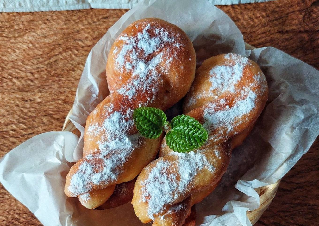 Kkwabaegi (Korean Twisted Doughnut) aka Donat Kepang