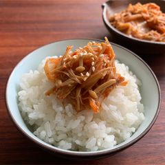 ‘Nametake’ Enoki & Kimchi A picture of ‘Nametake’ Enoki & Kimchi.