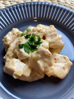 Una foto de Pollo en salsa🍗🍽