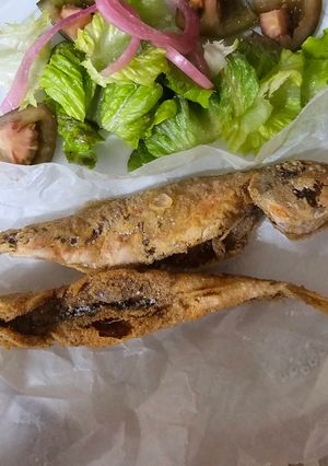 Una foto de Salmonetes fritos 🥰🥰🥰