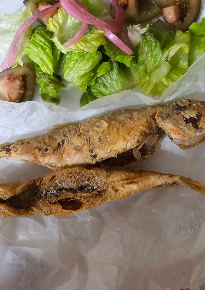 Una foto de Salmonetes fritos 🥰🥰🥰