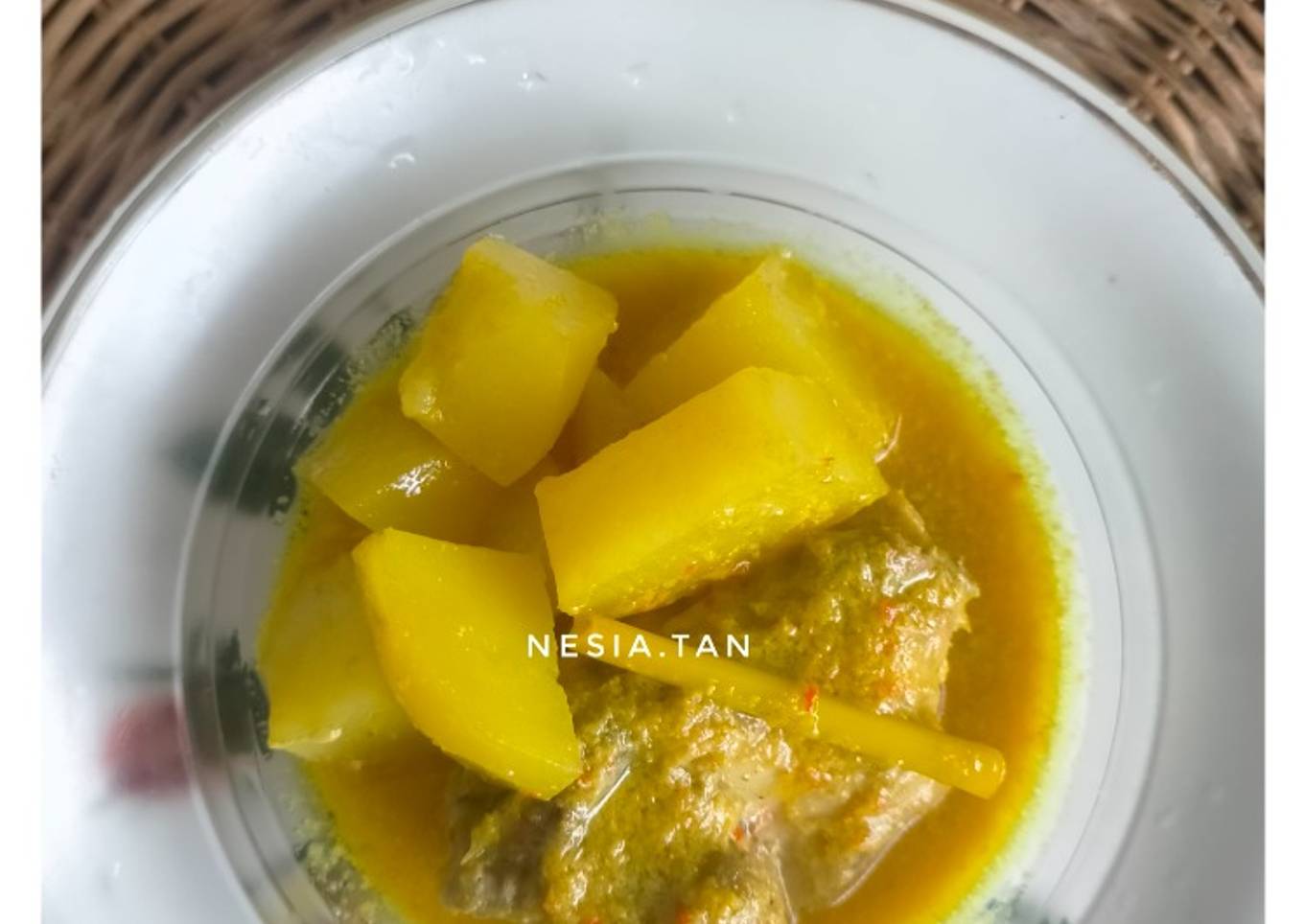 15. Gulai Ayam Tidak Pedas (untuk anak ²)