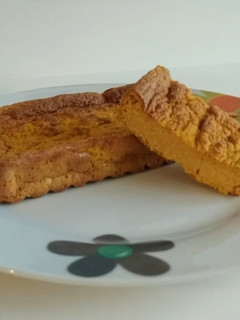 Una foto de Bizcocho de avena-manzana-calabaza BLW