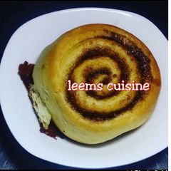 A picture of Cinnamon roll.