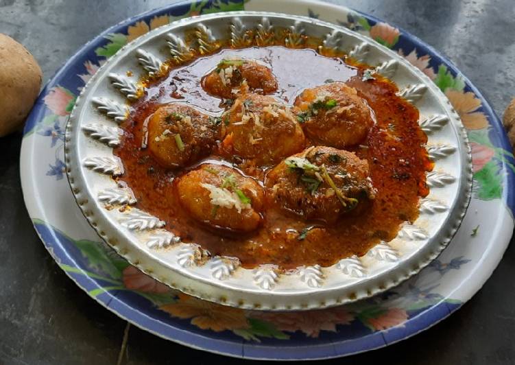 Dum aloo spicy masala gravy