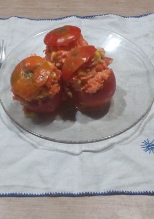Una foto de Tomates Rellenos