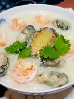 鮑魚海鮮粥 的食譜成品照片