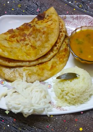 साखर पुरणपोळी (sakhar puran poli recipe in marathi) रेसिपी चे मुख्य फोटो 