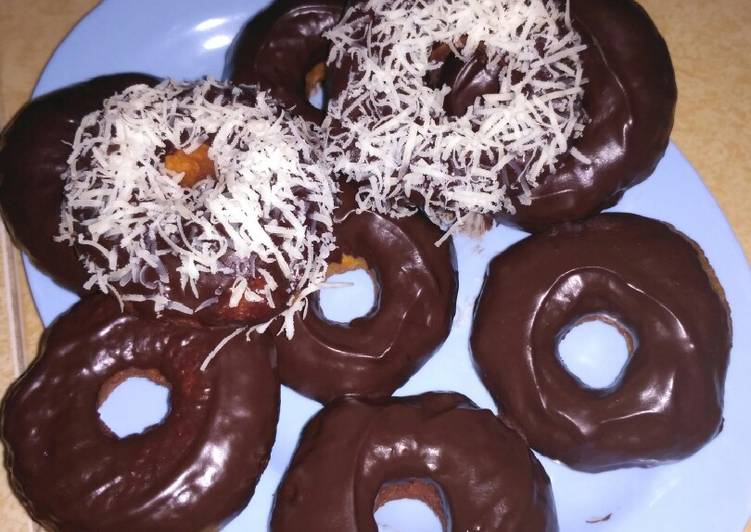 Langkah Mudah untuk Memasak Donat kentang tanpa telur yang Bisa Manjain Lidah