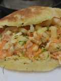 Pan de papa y queso relleno de ensalada de pollo🥙🥪🥯