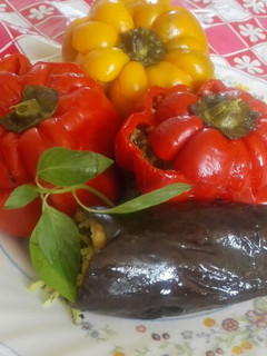 عکسی از دستور دلمه فلفل و بادمجان