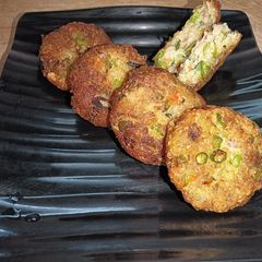 A picture of Quinoa Peas Cutlets.