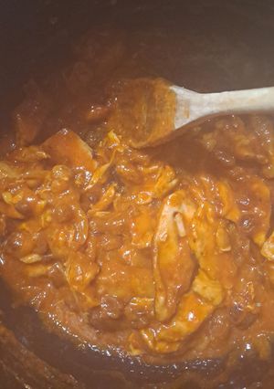 Une photo de Poulet aux tomates et raisins secs (Cookeo)