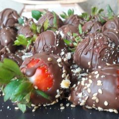 A picture of Chocolate Dipped Strawberries.