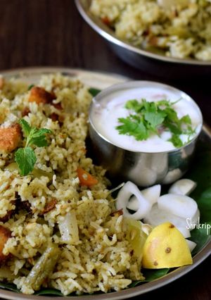 A picture of Vegetable Pulav (Bangalore Style):.