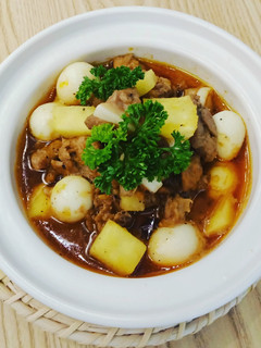 Hình của món Sườn non kho thơm.