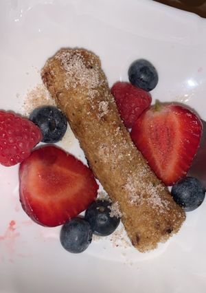 A picture of French toast roll.