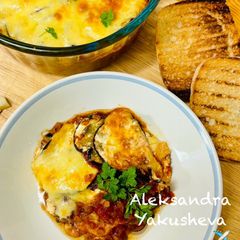 A picture of Moussaka with red lentils.
