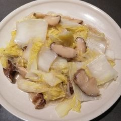 A picture of Sauteed Lettuce.