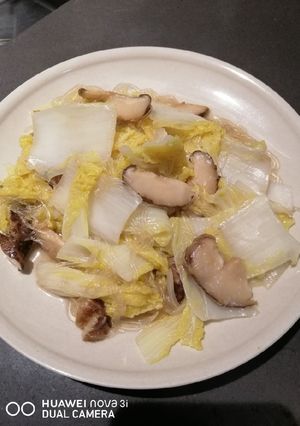A picture of Sauteed Lettuce.