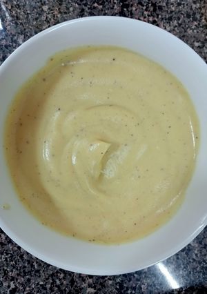 Una foto de Puré de plátano 🍌✨🤌🏽