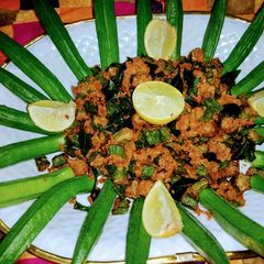 A picture of Bhindi fry/ fried okra.