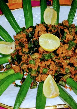 A picture of Bhindi fry/ fried okra.