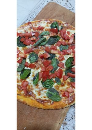 Una foto de Pizza caprese