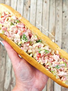 Une photo de Sandwich moelleux jambon crudités