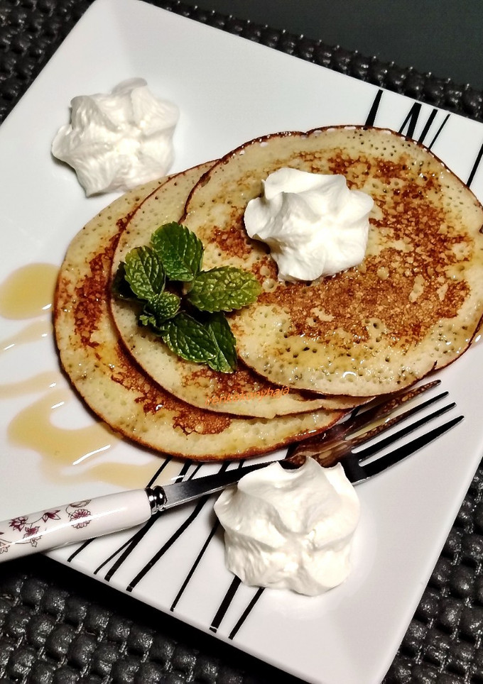 Narancsos mini palacsinta juharsziruppal, tejszínhabbal, gluténmentesen recept fotója