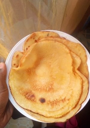 A picture of Sweet fluffy pancakes.