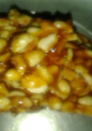 A picture of Peanut chikki.