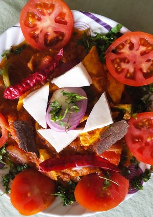 A picture of Paneer butter masala.