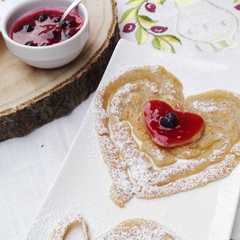 Una foto de Corazones con base de crepes