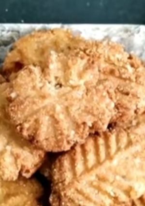 ठेकुआ (thekua recipe in Hindi) रेसिपी मुख्य फोटो