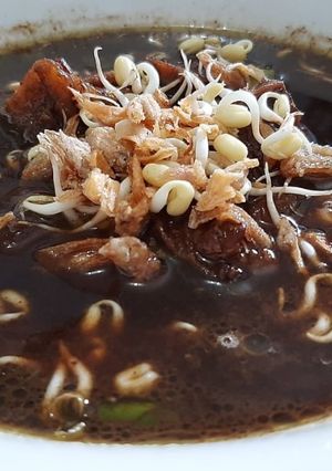 Foto resep Rawon sapi anti gagal 😊