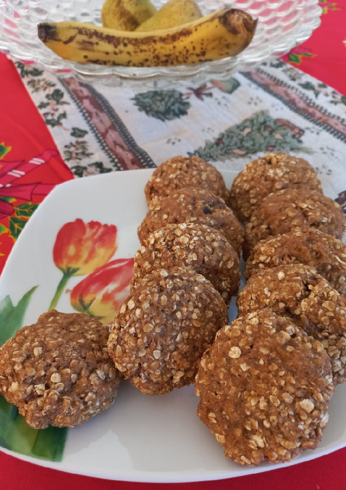 Una foto de Galletas de plátano, avena y miel sin huevos y harina !!