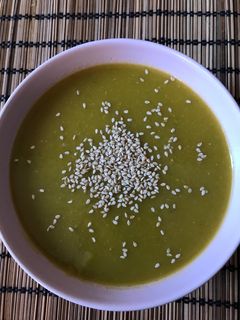 Una foto de Crema de acelgas 🥬