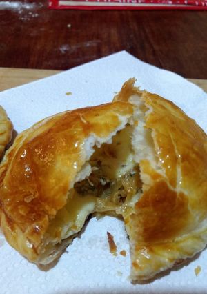 Una foto de Mini tarta de cebolla, mozzarella y Roquefort