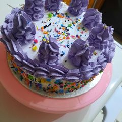 A picture of Colourful cream cake.