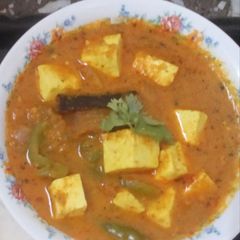 A picture of Paneer do pyaaza.