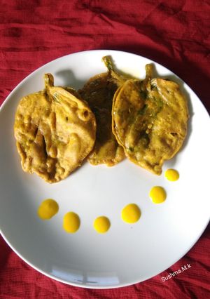 पोइ के पकोड़े (poi ke pakode recipe in hindi) रेसिपी मुख्य फोटो