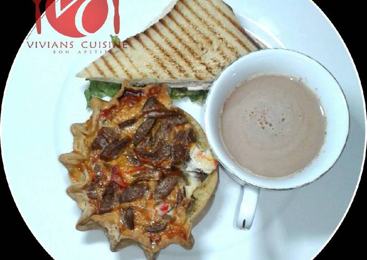 Gizzad sandwich with choco drink