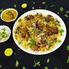 A picture of Hyderabadi Mutton Biryani.